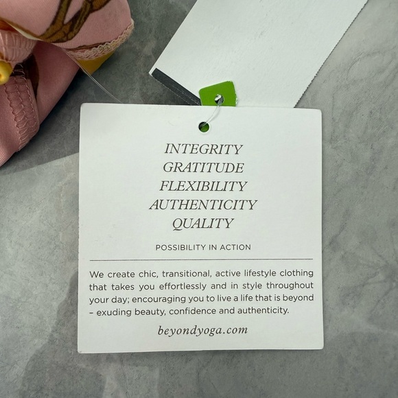 Women’s Beyond Yoga Performance Leggings Lemon Grove Gabriela 4X Plus Size - Picture 14 of 14